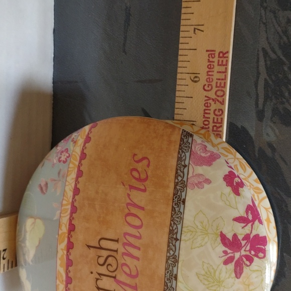 Ceramic trinket box - Picture 4 of 4